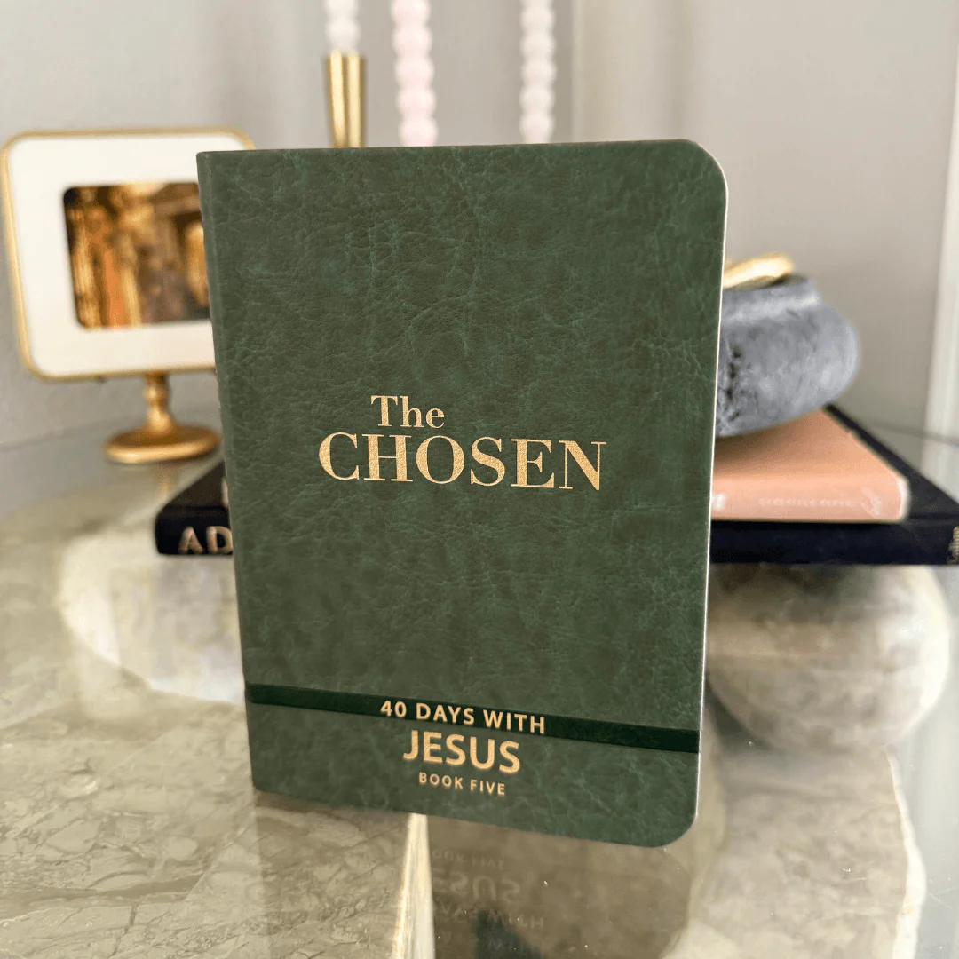 The Chosen - Devotional Book Five : 40 Days with Jesus - Image 3