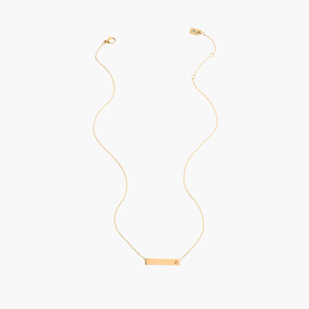 The Chosen Four-Sided Necklace Gold - Image 6